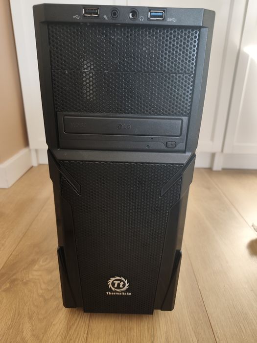 Super komputer PC, do pracy i gier.