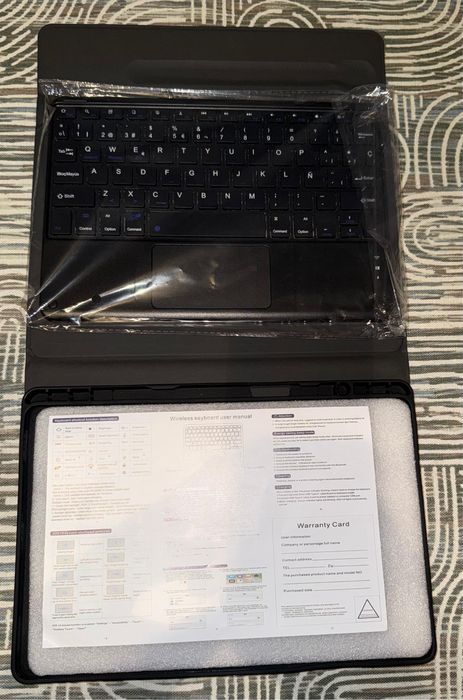 Capa com Teclado Bluetooth Samsung Galaxy Tab A7 – Nova