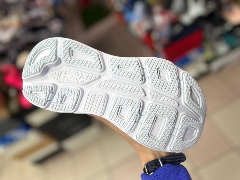 Кросівки Hoka Bondi 9 ( РОЗМІР 52 )