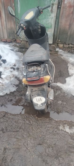 Продам скутер не на ходу.