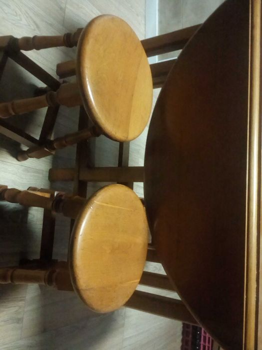 Conjunto de mesa dobrável + 3 bancos em madeira maciça