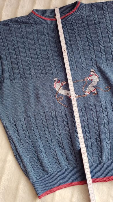 Elegancki, bawełniany sweter męski z haftem