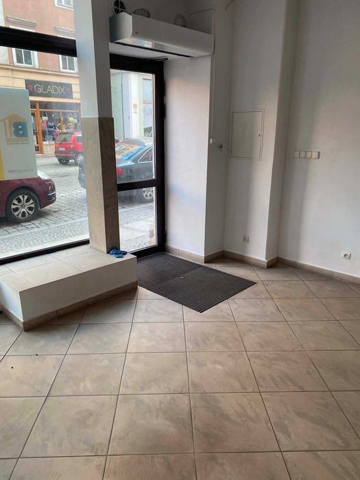 Lokal użytkowy, Rynek w Ząbkowicach Śl. 62 m2