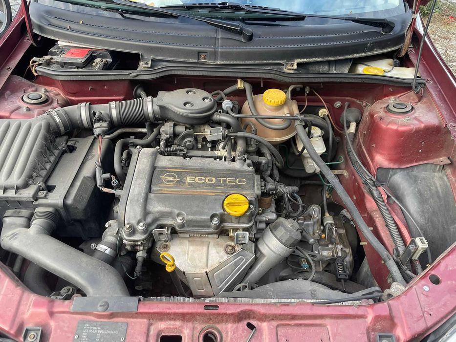 Opel Corsa 1998 – Gasolina | Muito Económico