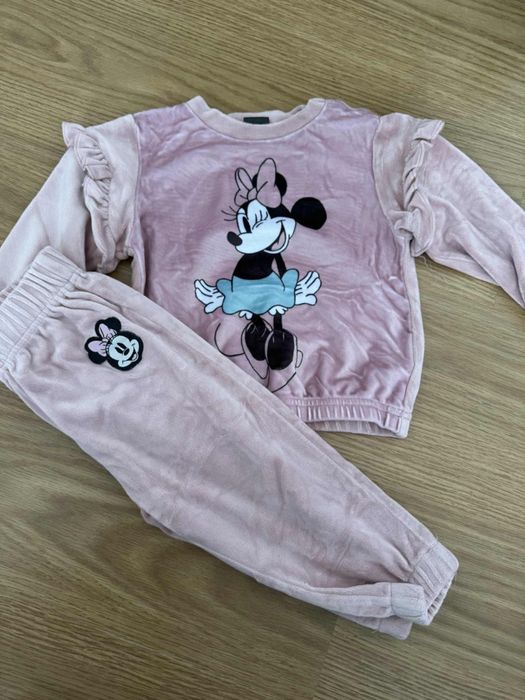 Ідеальні костюмчики для дівчинки (86–92 см)