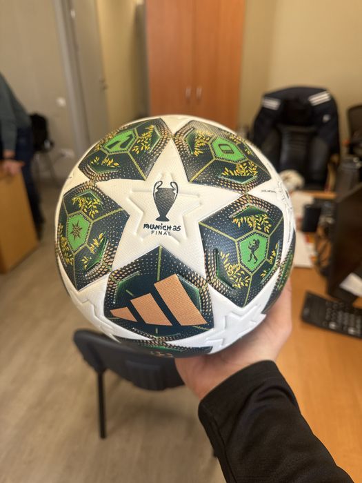 Мяч футбольный размер 5 league champions 2025 термошов