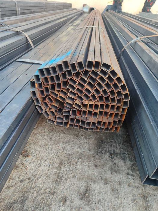 Profil stalowy 30x20x2 II gatunek.