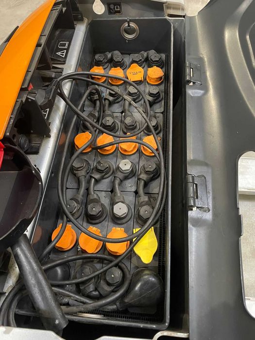 Still EXU 16 2013 Porta Paletes Electrico