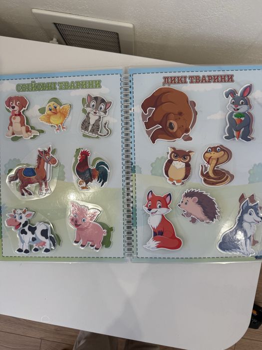 Книжка на липучках розвиваюча для малюків