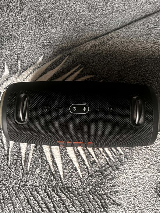 Głośnik JBL xtreme 3 z ładowarką