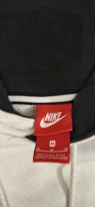 Bluza nike czarno biała