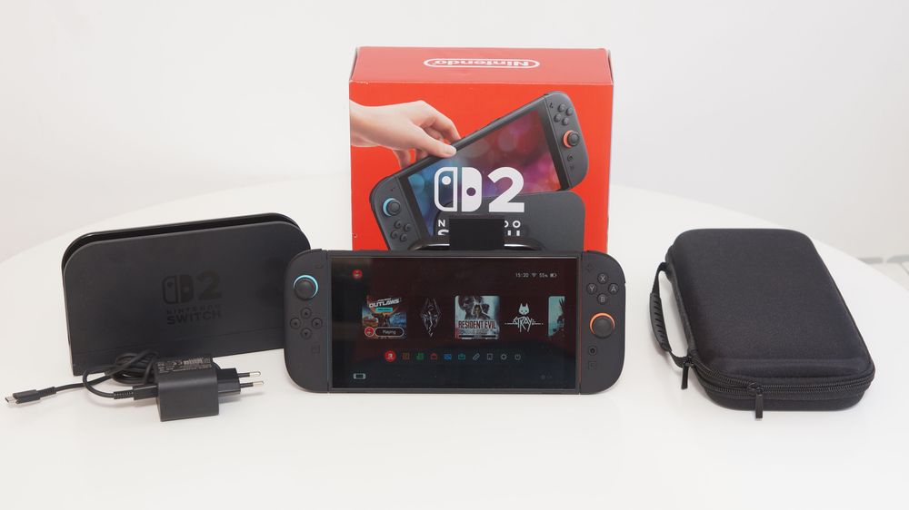 Nintendo Switch 2 – jak nowa, paragon 05.2026, etui, szkło