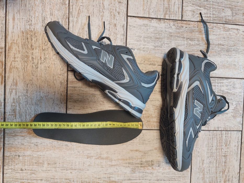 Чоловічі Кросівки  Bayota