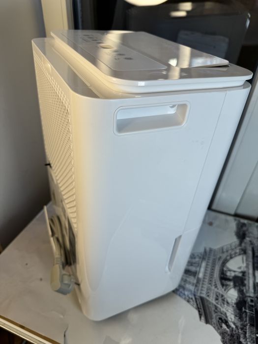 Осушувач повітря Comfee 20 л компресорний CDDP 20