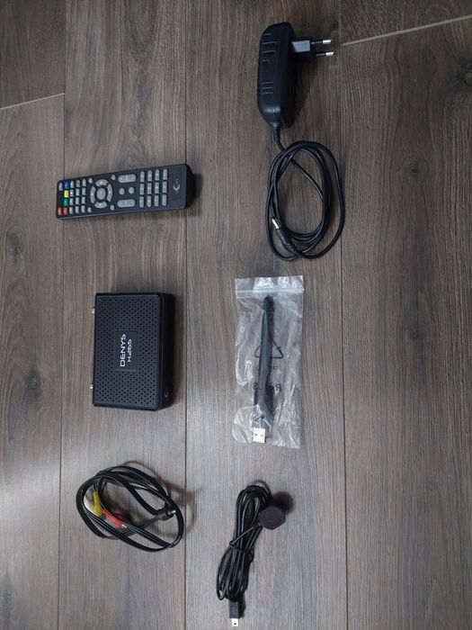 Продам Супутниковий ресивер U2C Denys H.265