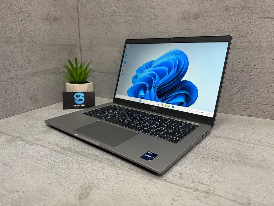 Стильний ноутбук Dell 5340/32gb ddr4/512gb ssd/i7-1365u/13.3"