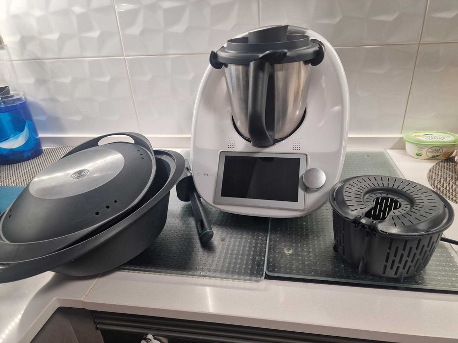 Vendo Bimby TM6 + Acessórios