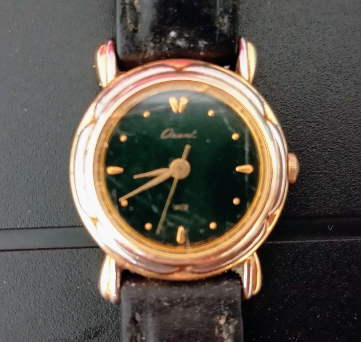 Relógio vintage da marca Orient.