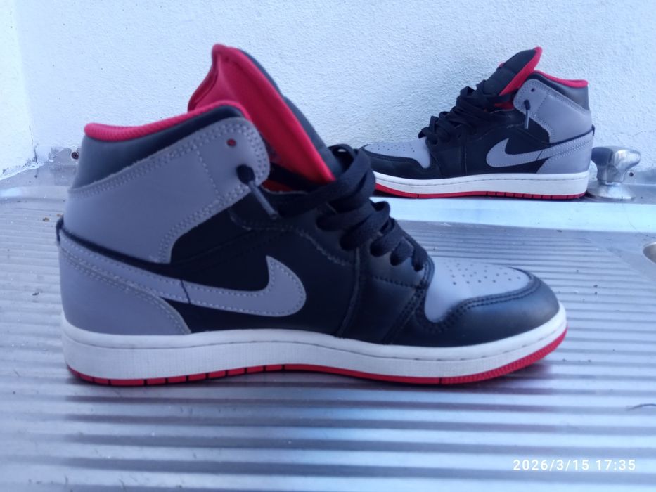 Jordan 1 mid grey,Balck and red