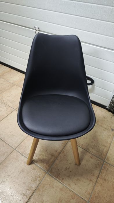 Conjunto mesa com 4 cadeiras