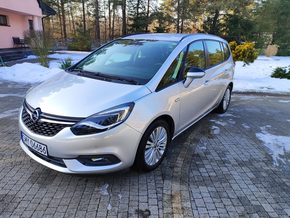 Opel Zafira Lift 2.0 170KM, FullLed, Kamera, Czujniki, Niski przebieg!