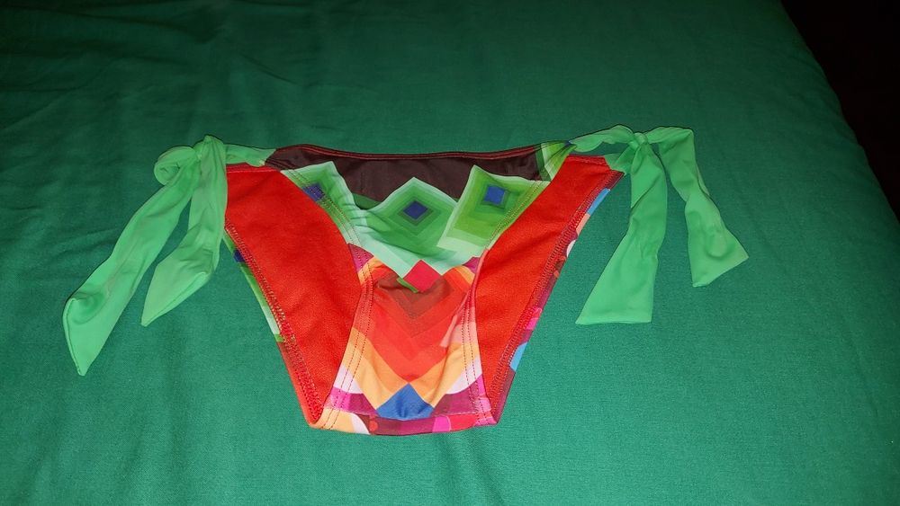 Cueca de Bikini estampada Desigual, tamanho S