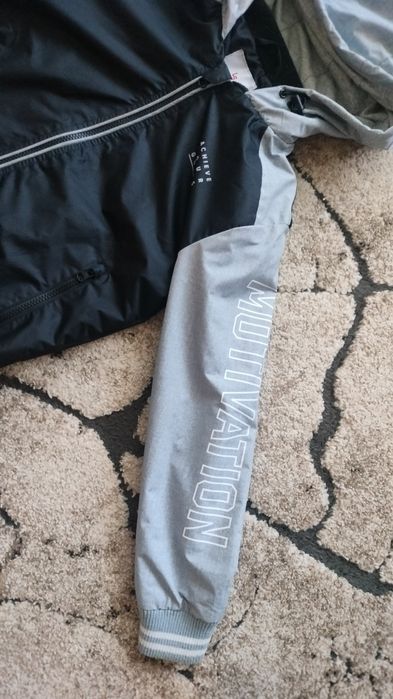 Kurtka wiosenna 134 chłopiec