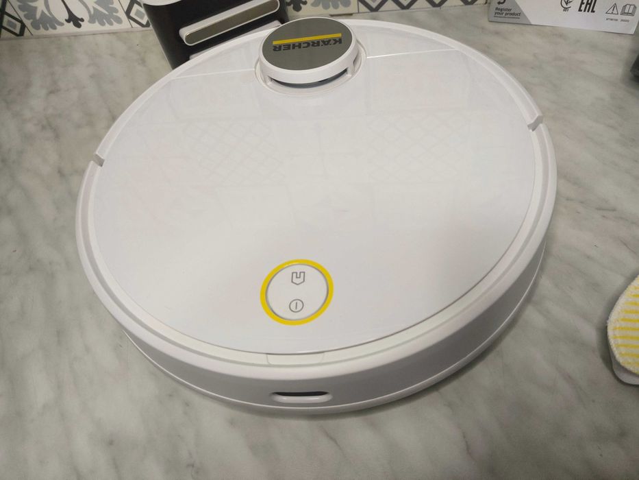 Robot sprzątający Kärcher RCV 3 biały