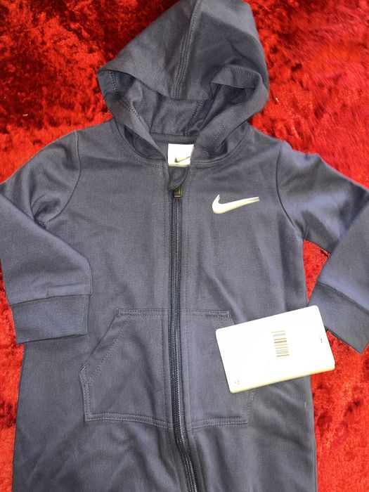 Чоловічок Nike новий 74 р