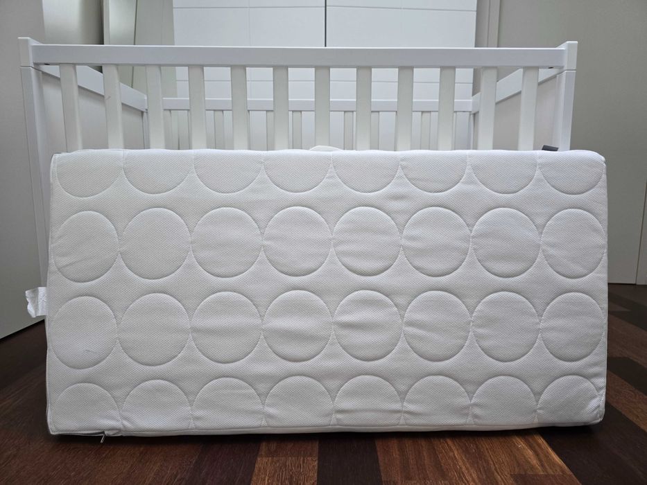 Berço SUNDVIK 60×120+colchão+protector+lençóis+edredon+protector grade