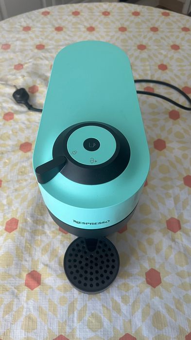 Máquina de Café Nespresso Vertuo Pop