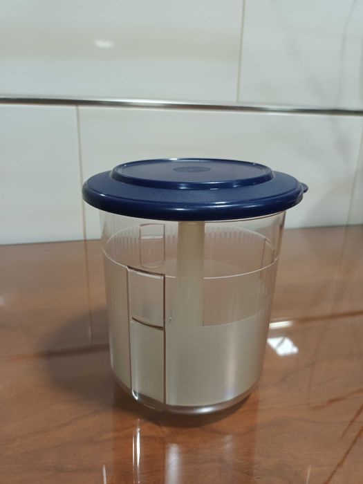 Pickadeli tupperware