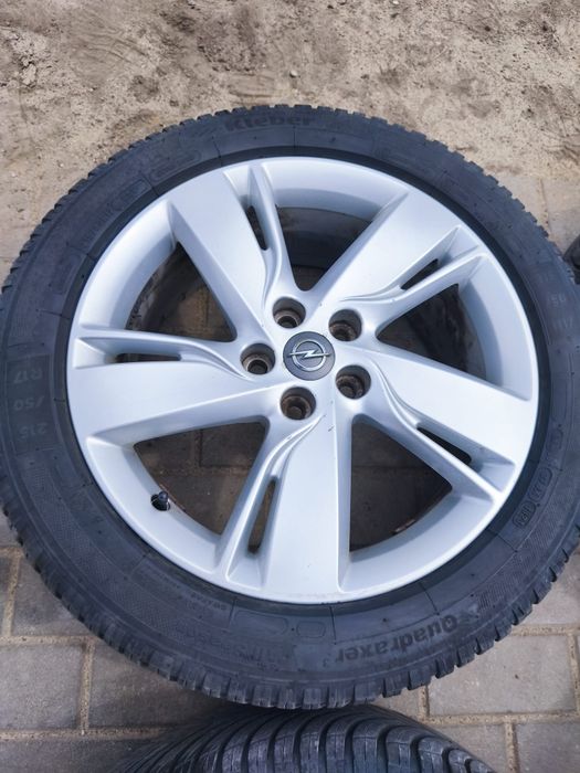 Felgi z oponami 5x105 Opel Astra J benzyna.