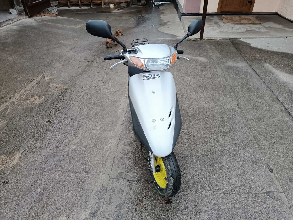 Honda dio af 35 в сірому кольорі