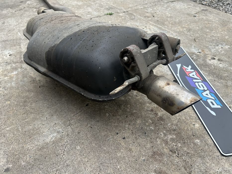 Wydech tlumik e83 x3 2.0d N47 gwarancja wysylka caly niski przebig