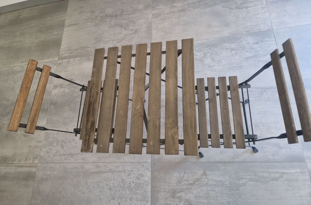 Mesa exterior + 2 cadeiras
