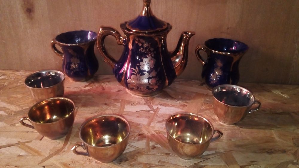 Сервіз                          .