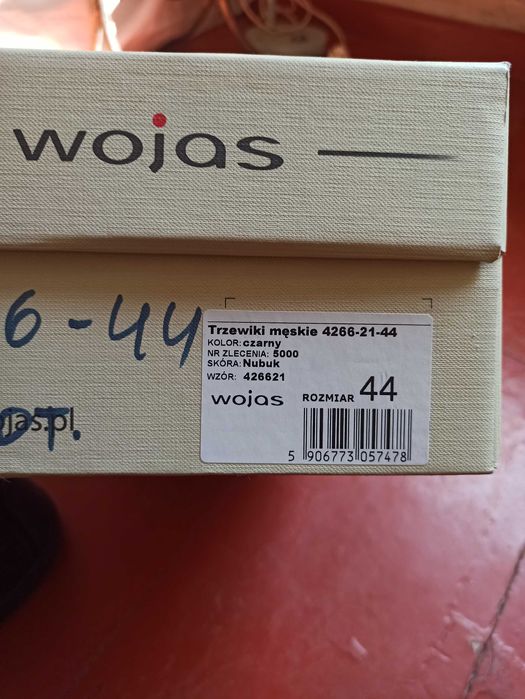 Мужские нубуковые туфли ботинки wojas