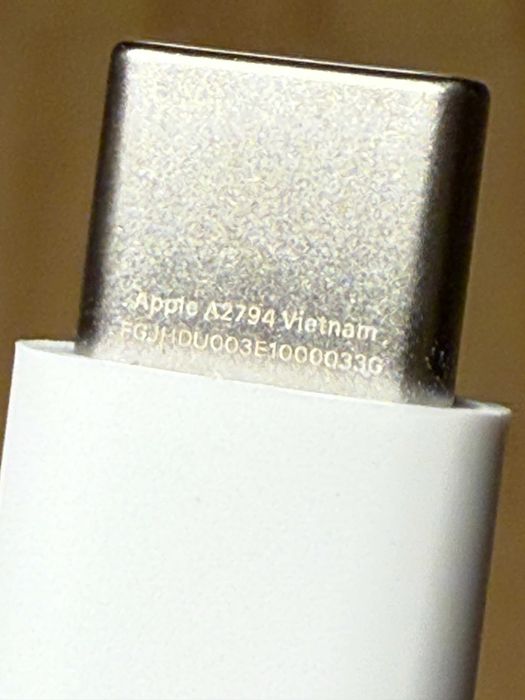 Кабель Apple USB-C - USB-C 240W 2 м White (MU2G3ZM/A) A2794