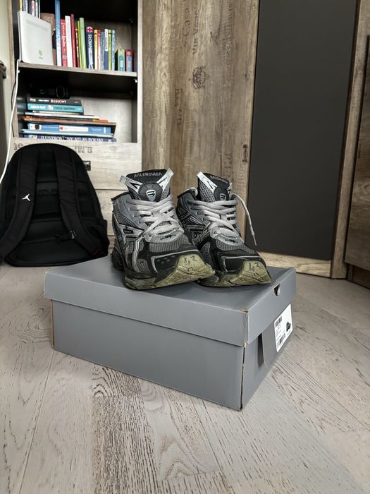 Balenciaga runner r43