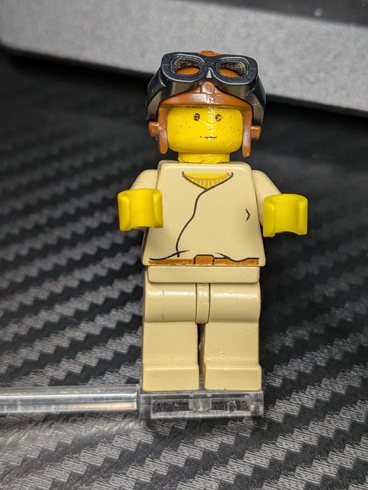 Anakin Skywalker (Brown Aviator Cap) sw0007
