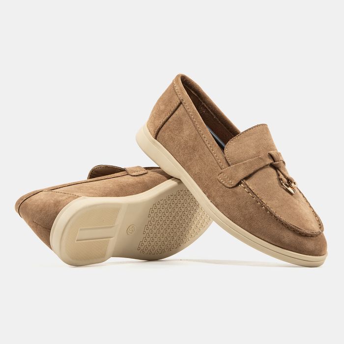 Стильні жіночі лофери