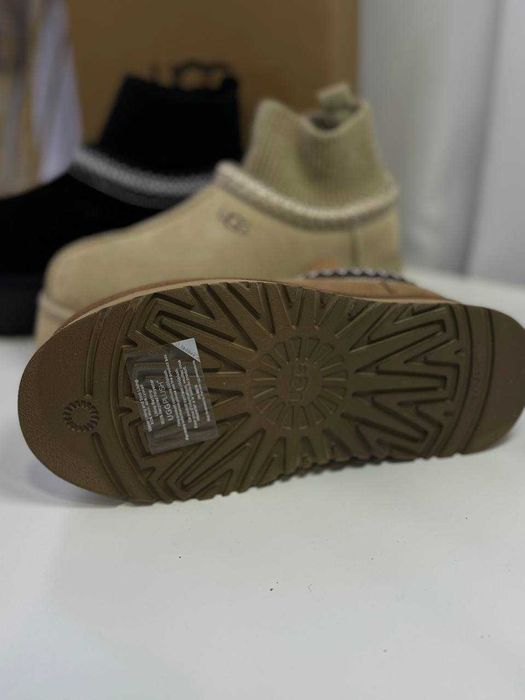 УГГ Агг UGG Уги 4 кольори продам чоботи ботинки жіночі