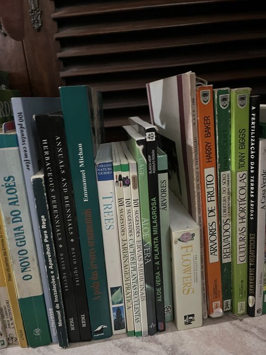 37 Livros de Jardinagem (usados mas em bom estado)