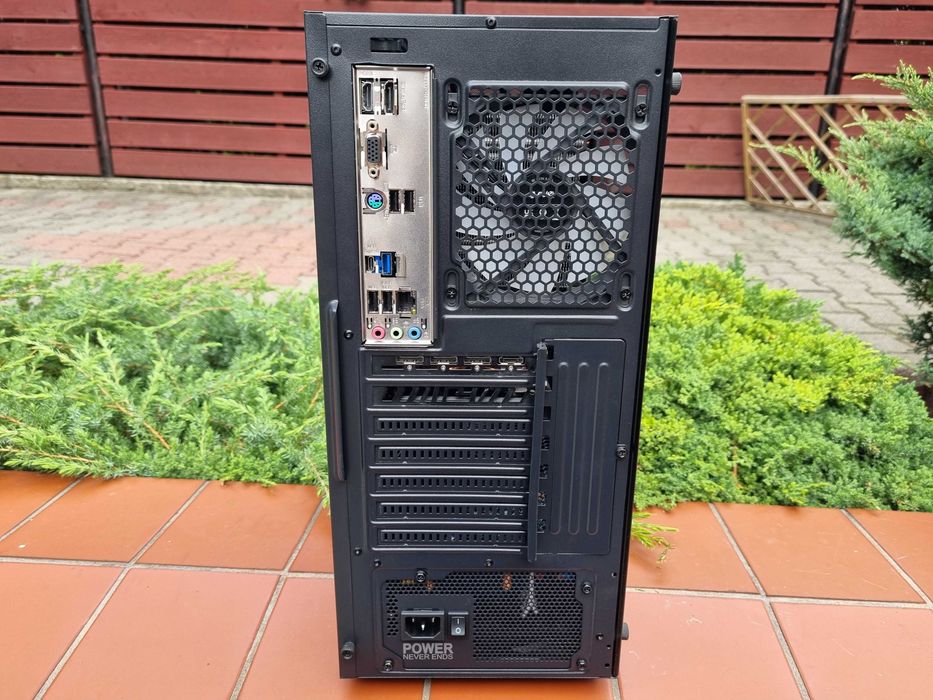 Komputer Ryzen 5 7500F DDR5 32GB 1TB M2 RADEON RX7800XT 16GB Windows 11 PL GWARANCJA 12 MC