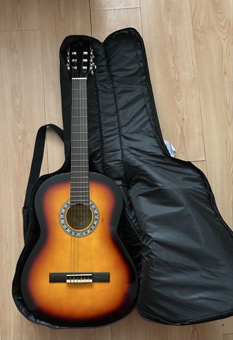 Gitara “Alvera”
