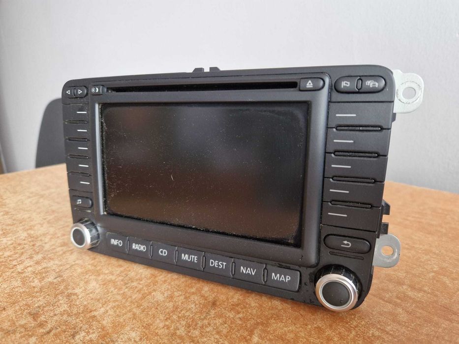 Radio CD navi nawigacja Z KODEM VW Passat b6  Golf v sprawne  1k0035198b