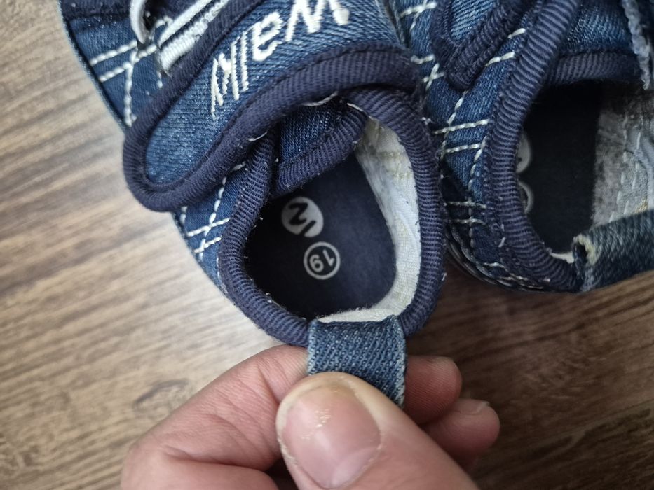 Buty niechodki dla dziecka Walky 
Rozmiar 19