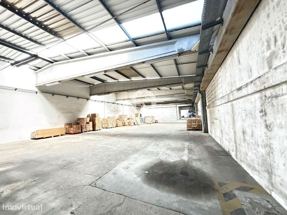 Warehouse of 1,946 m² in Fajozes | Vila do Conde