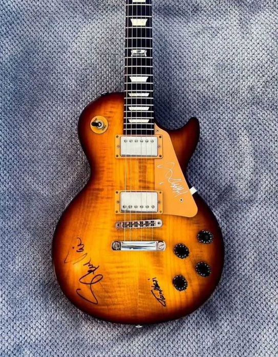 Gibson Les Paul Studio 120th Anniversary + autografy